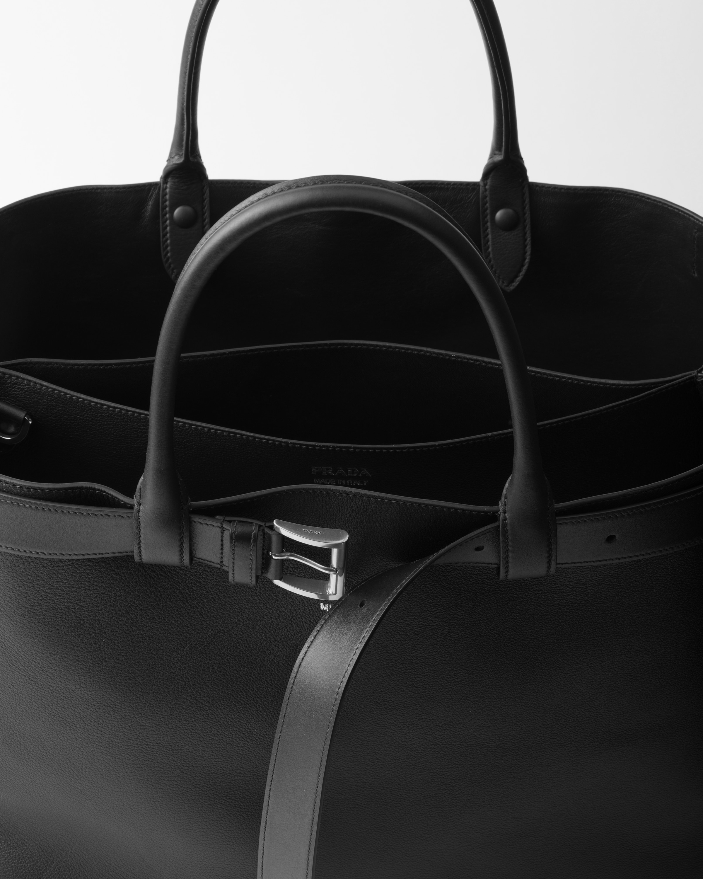 Prada Buckle leather bag with belt - 5