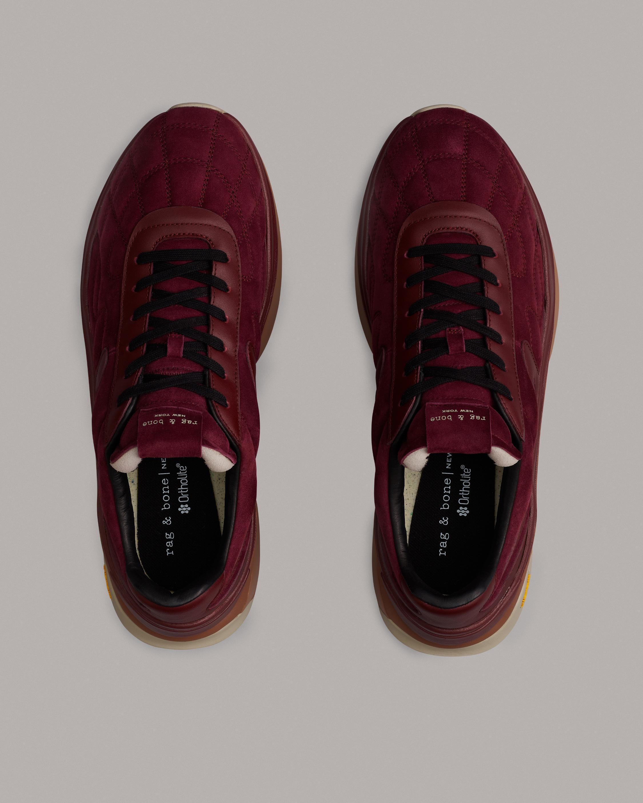 RB Legacy Runner - Suede
Low Top Sneaker - 2