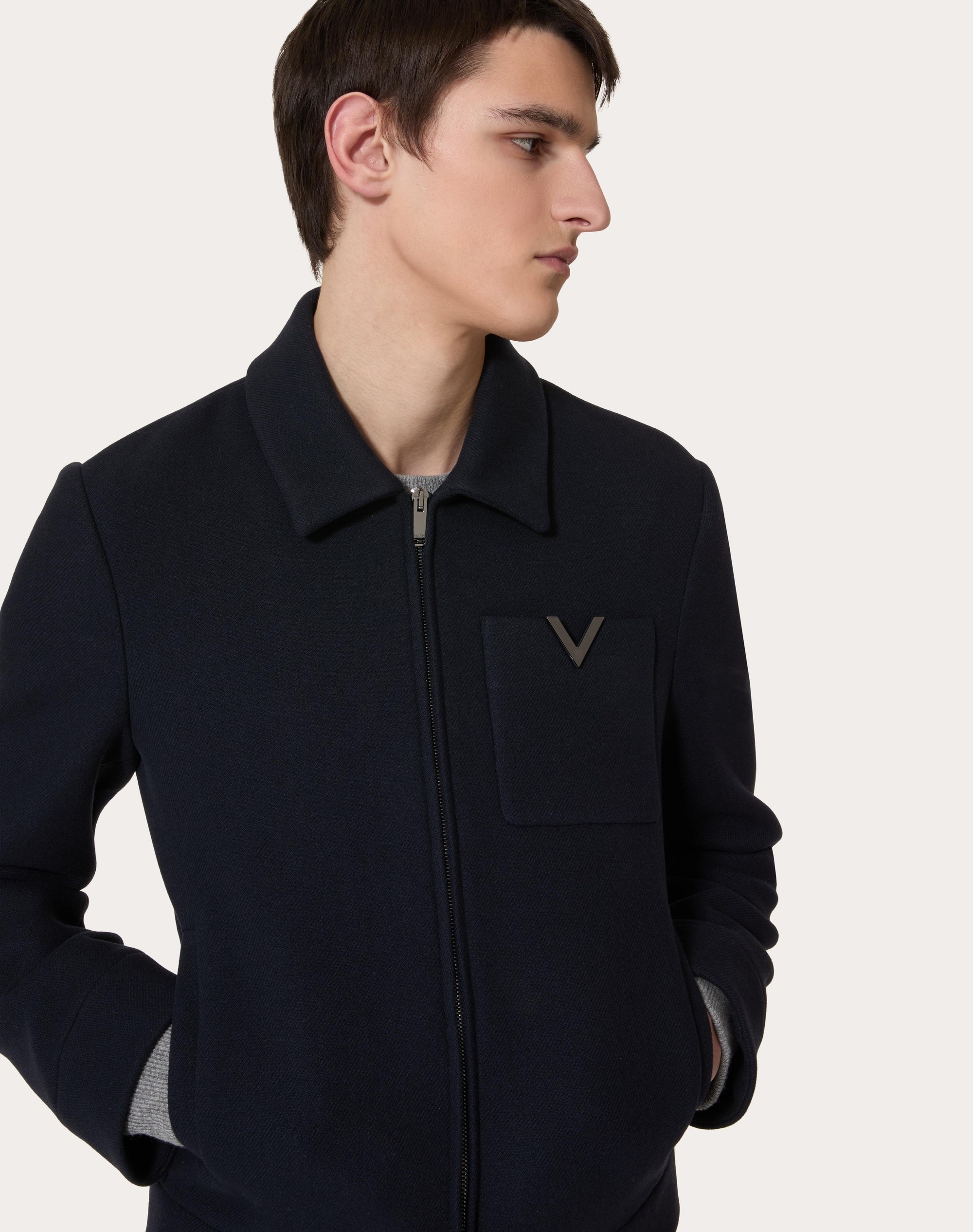 WOOL JACKET WITH METALLIC V DETAIL - 5