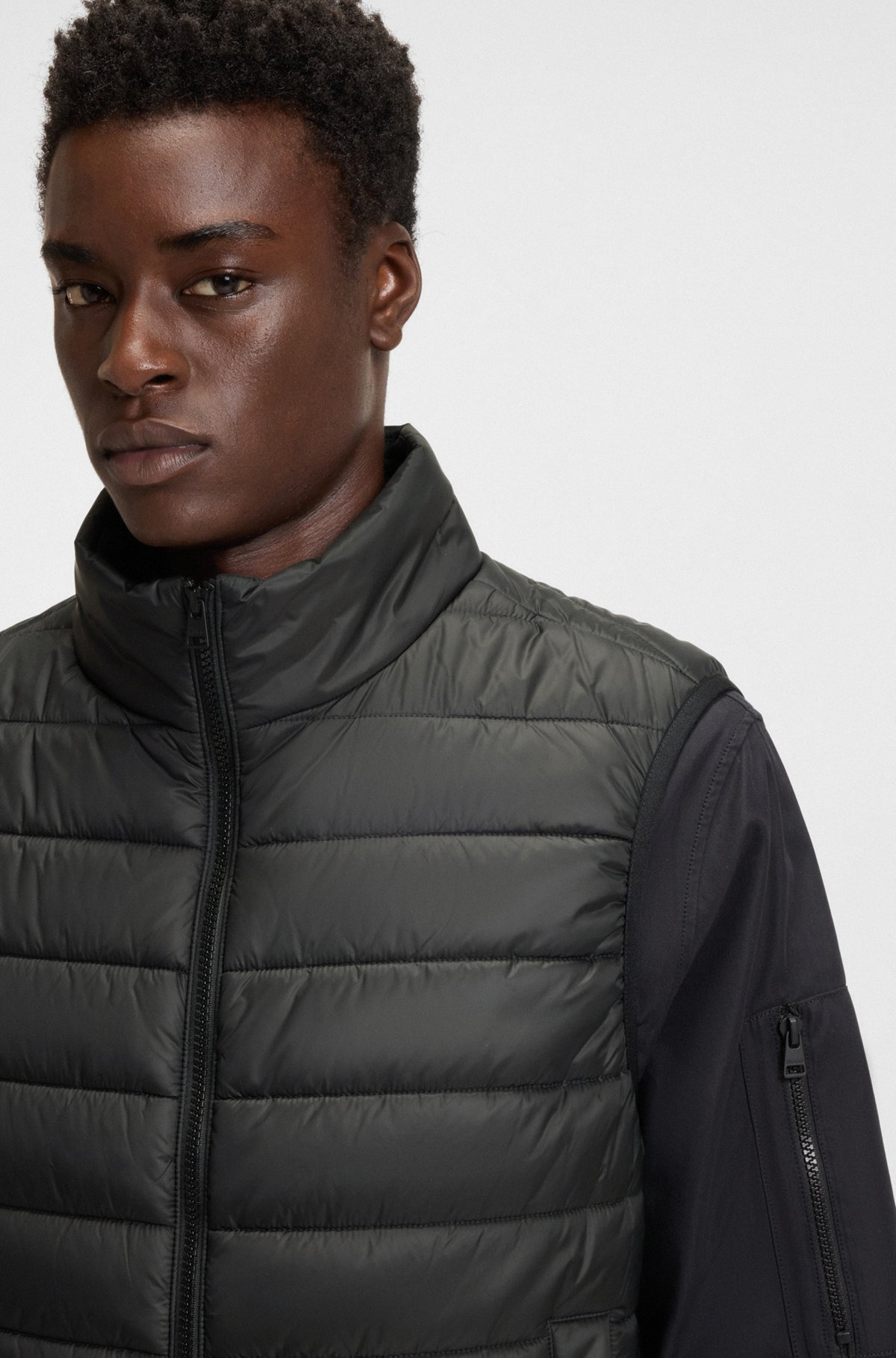 WATER-REPELLENT GILET WITH LOGO PRINT - 5