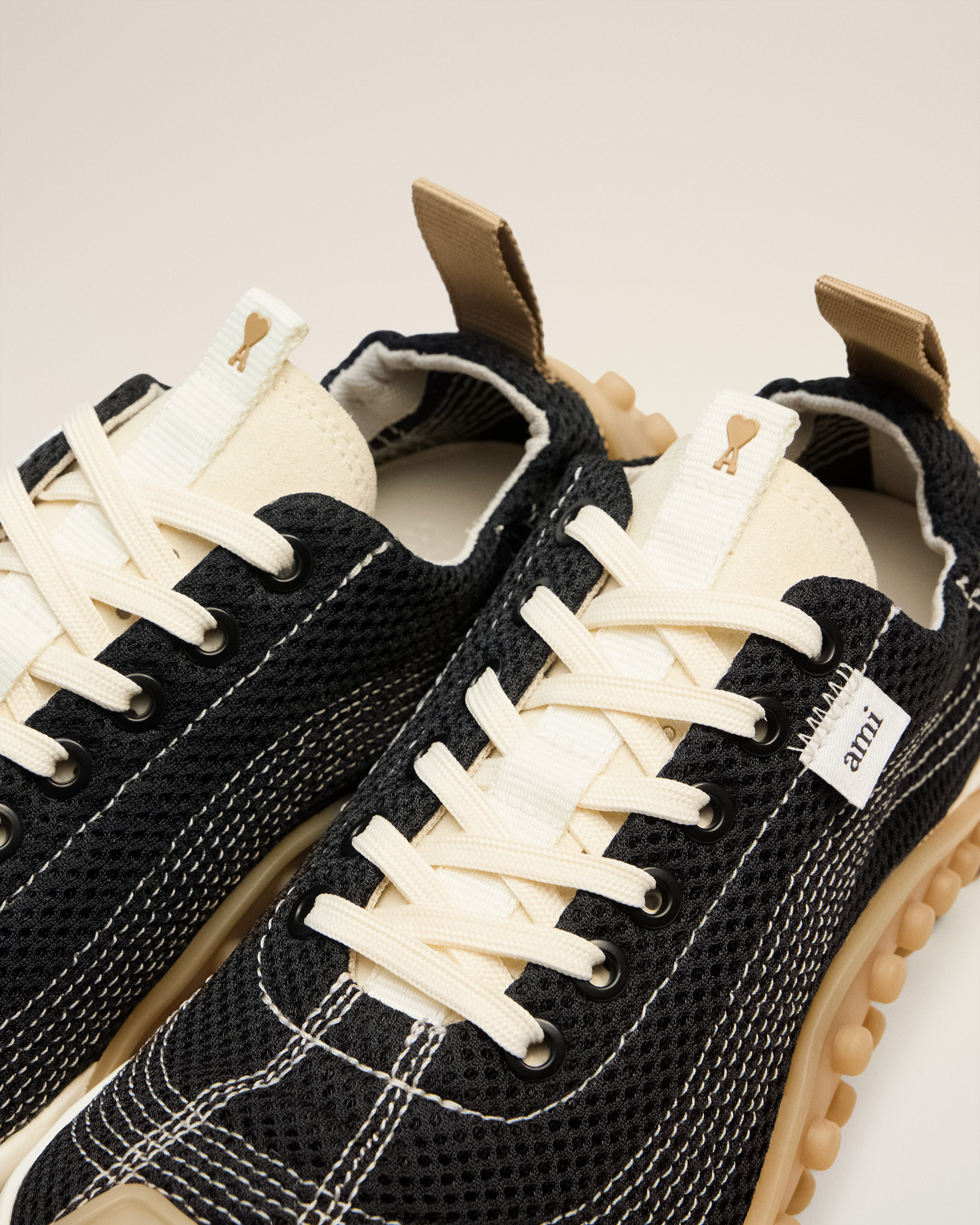 BLACK MESH LOW TOP MIRAGE SNEAKERS - 5
