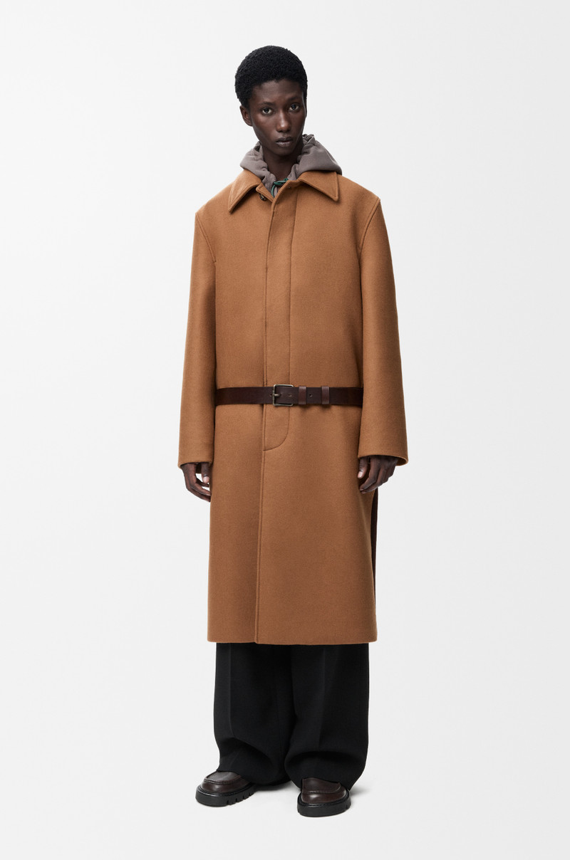 Belted coat in wool 3