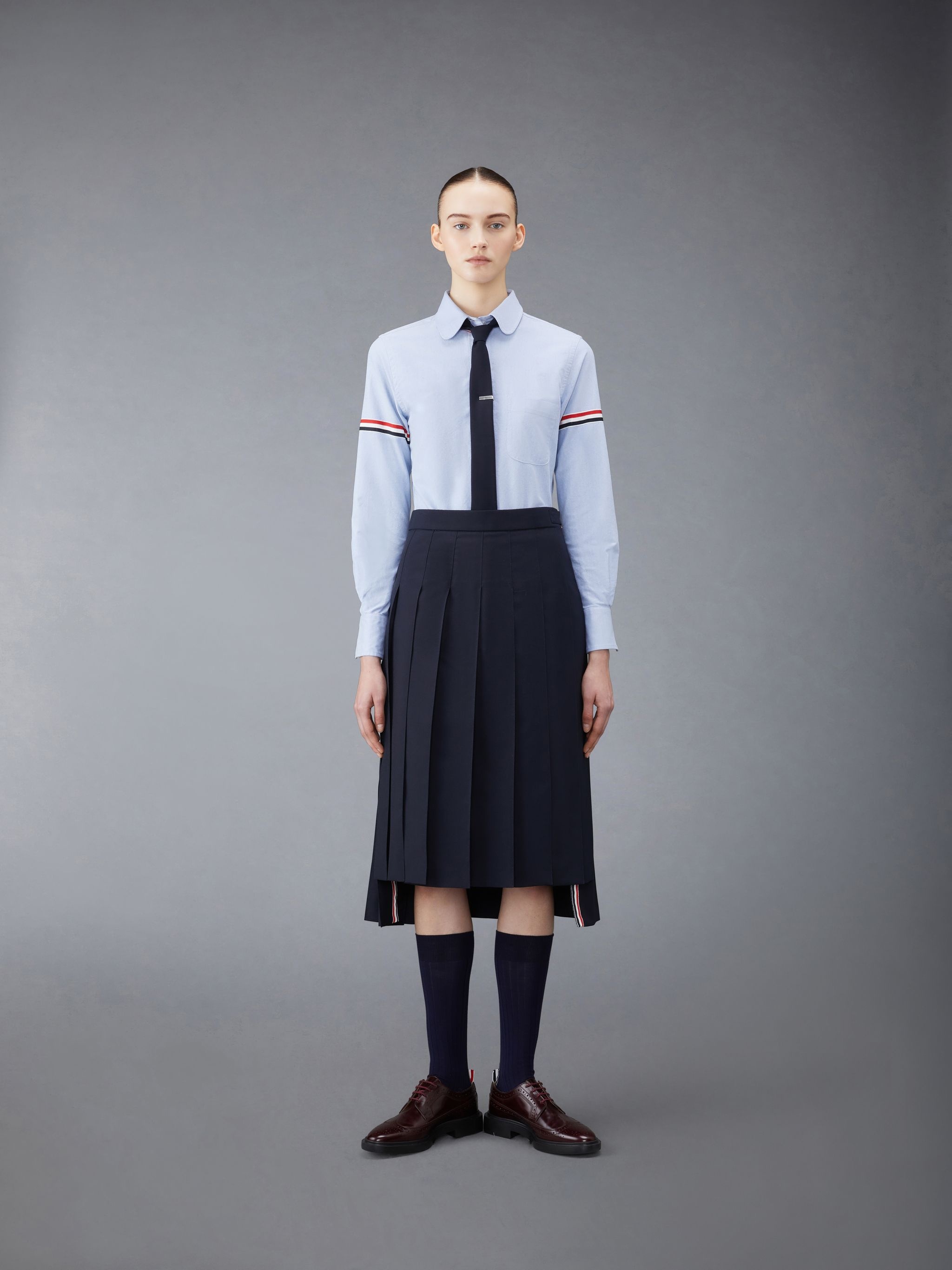 Thom Browne CLASSIC ROUND COLLAR SHIRT W/ RWB GROSGRAIN