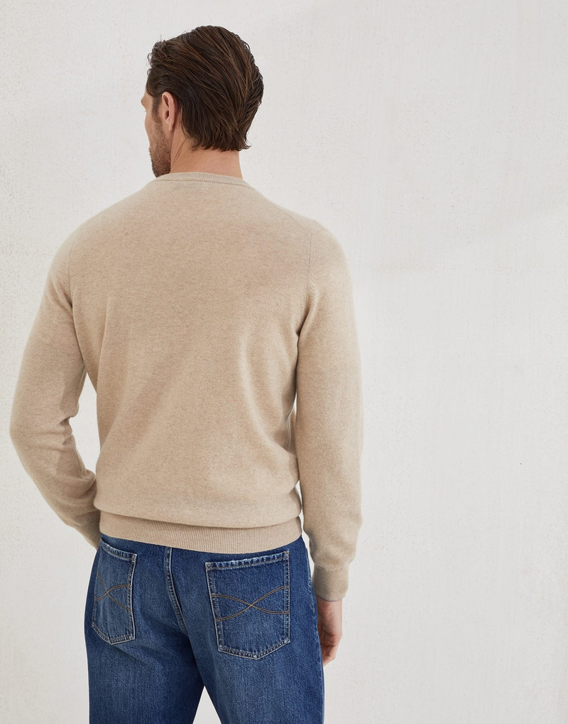 Brunello Cucinelli Cashmere sweater outlook
