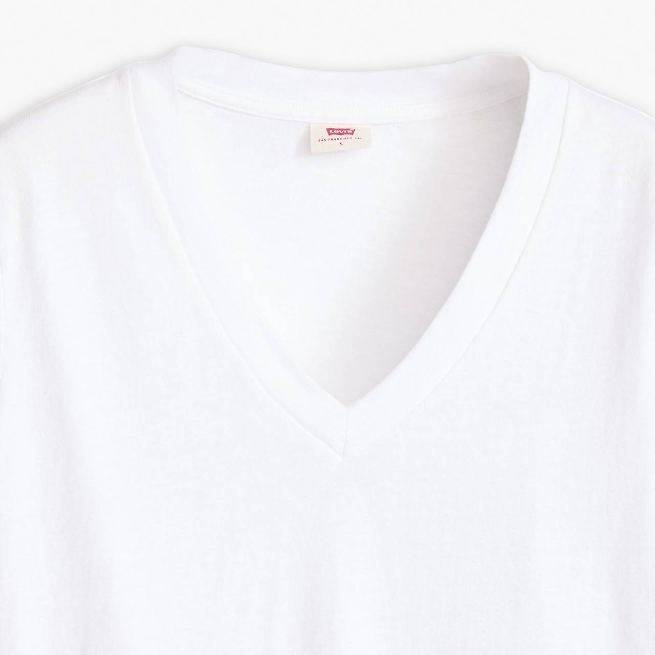 BOXY V-NECK T-SHIRT - 6
