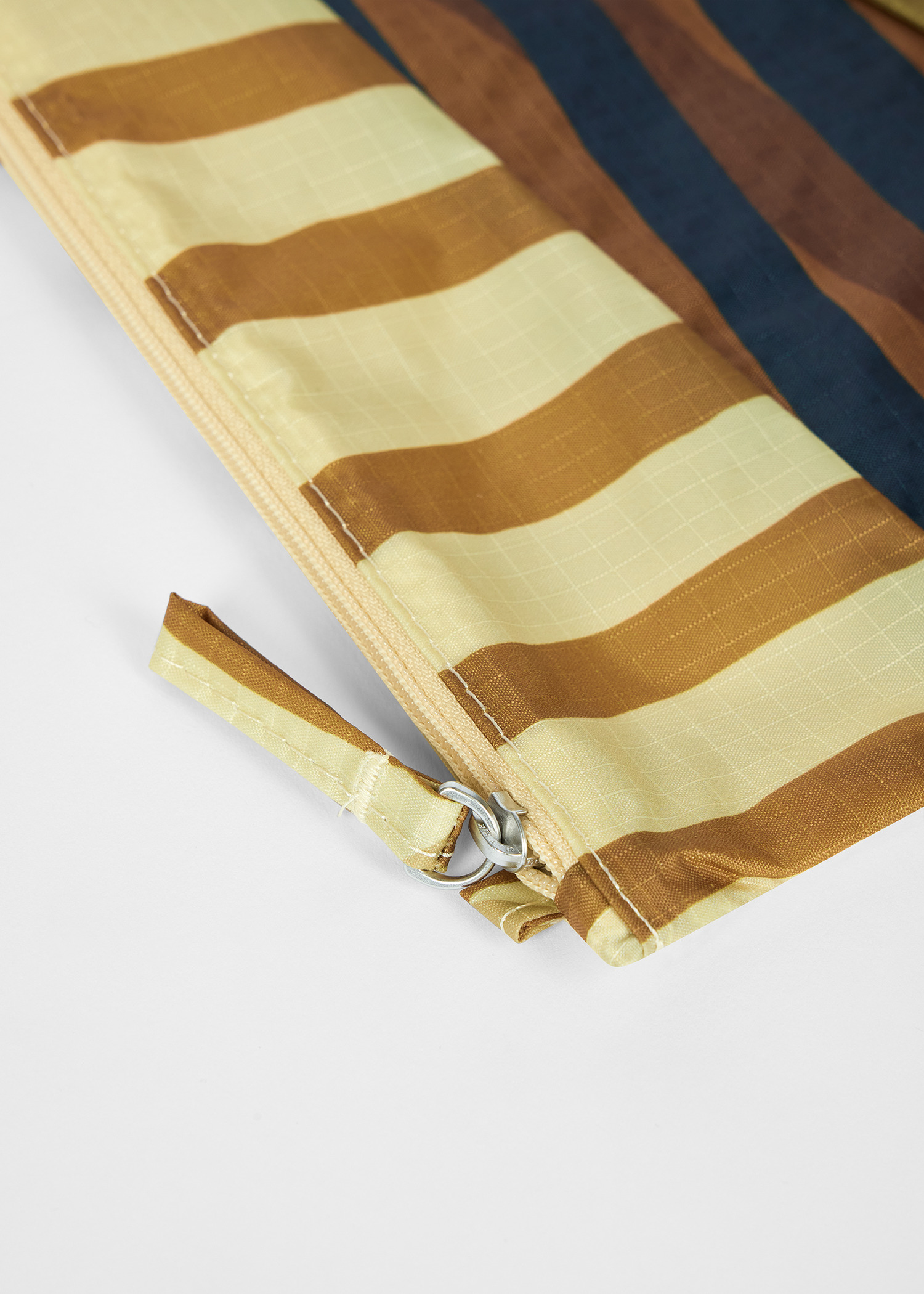 Susan Bijl x Paul Smith - Beige Mixed Stripe 'The New Pouch' Medium - 5
