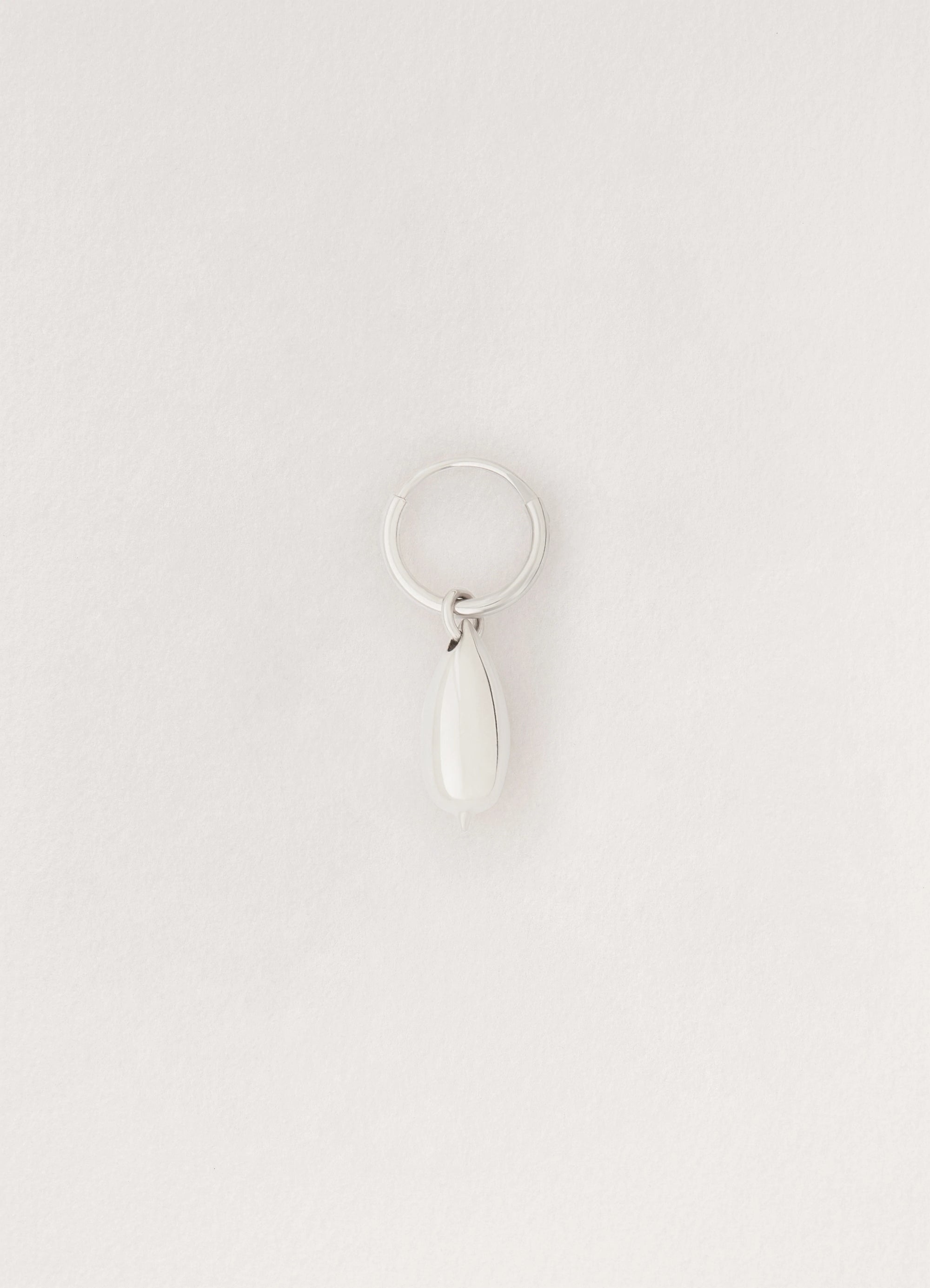 SINGLE SEED EARRING
BRONZE - 1