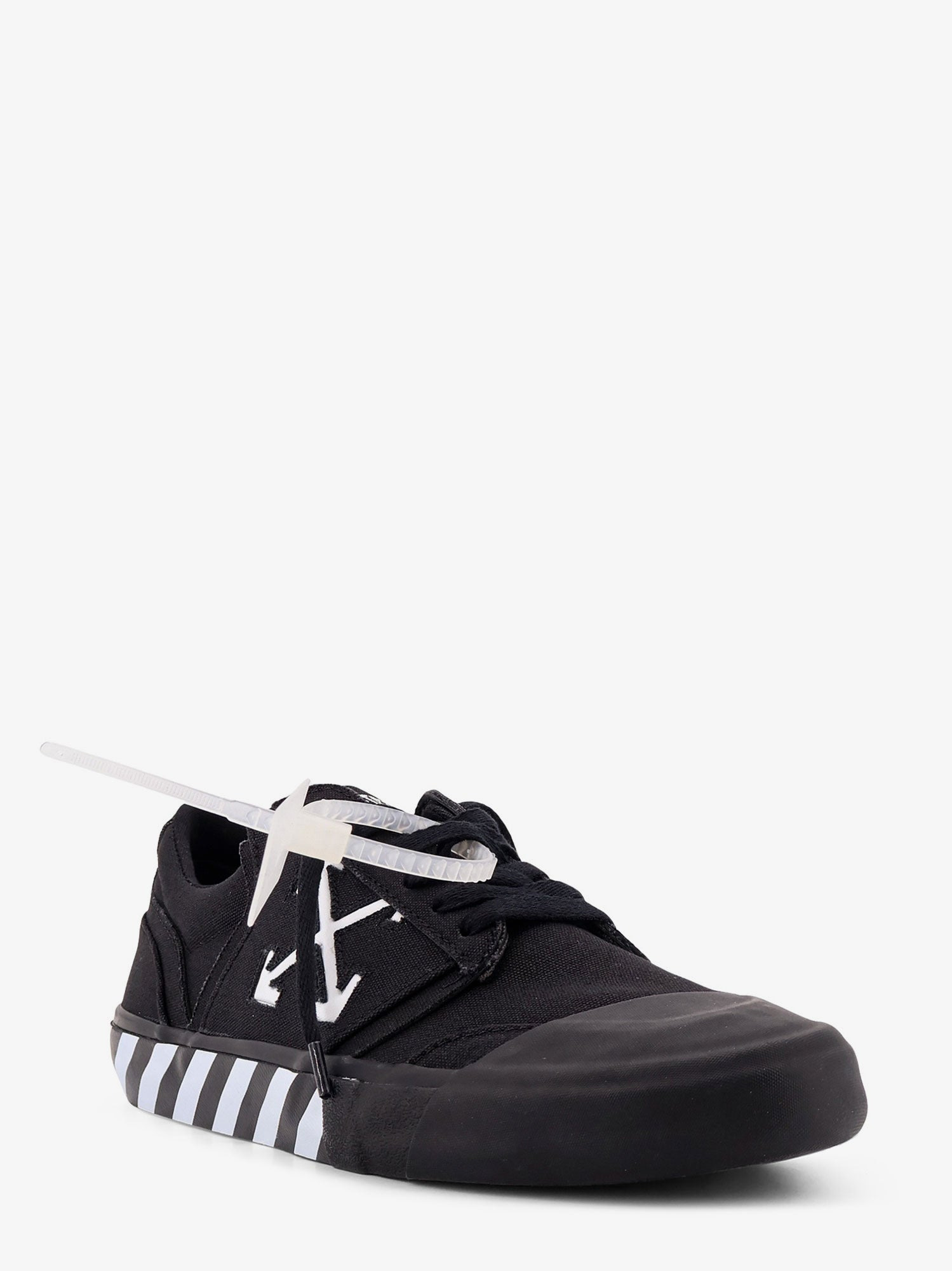 Off White Men Vulc Undercut Canvas Low-Top Sneakers - 2