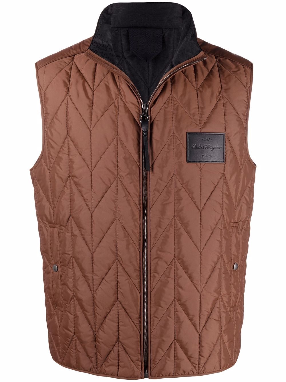 logo-patch quilted sleeveless jacket - 1