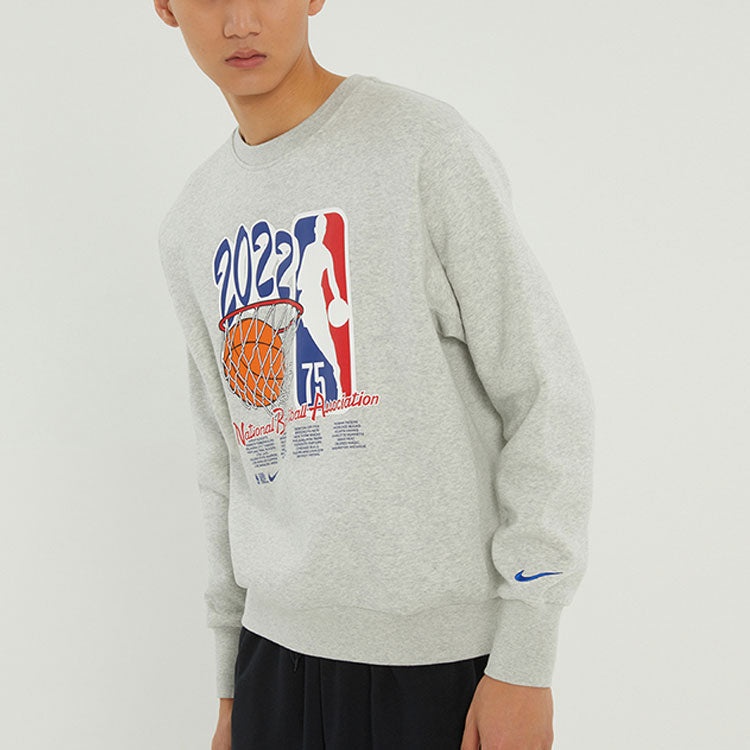 Nike NBA Eam 31 Courtside Logo Printing Fleece Stay Warm Knit Pullover Round Neck Gray DH9183-050 - 6