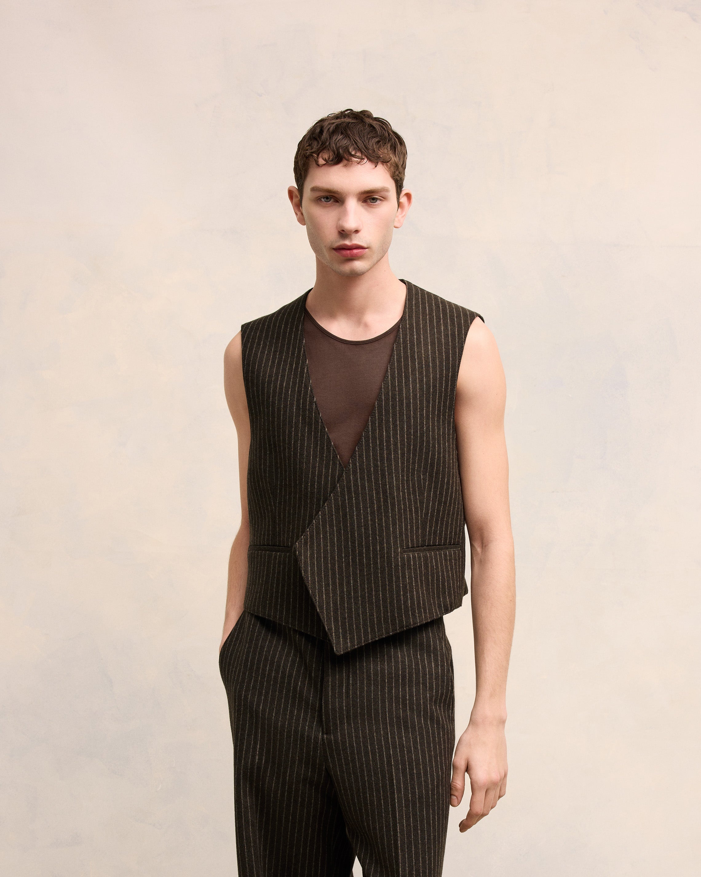 SLEEVELESS MILITARY JACKET - 3