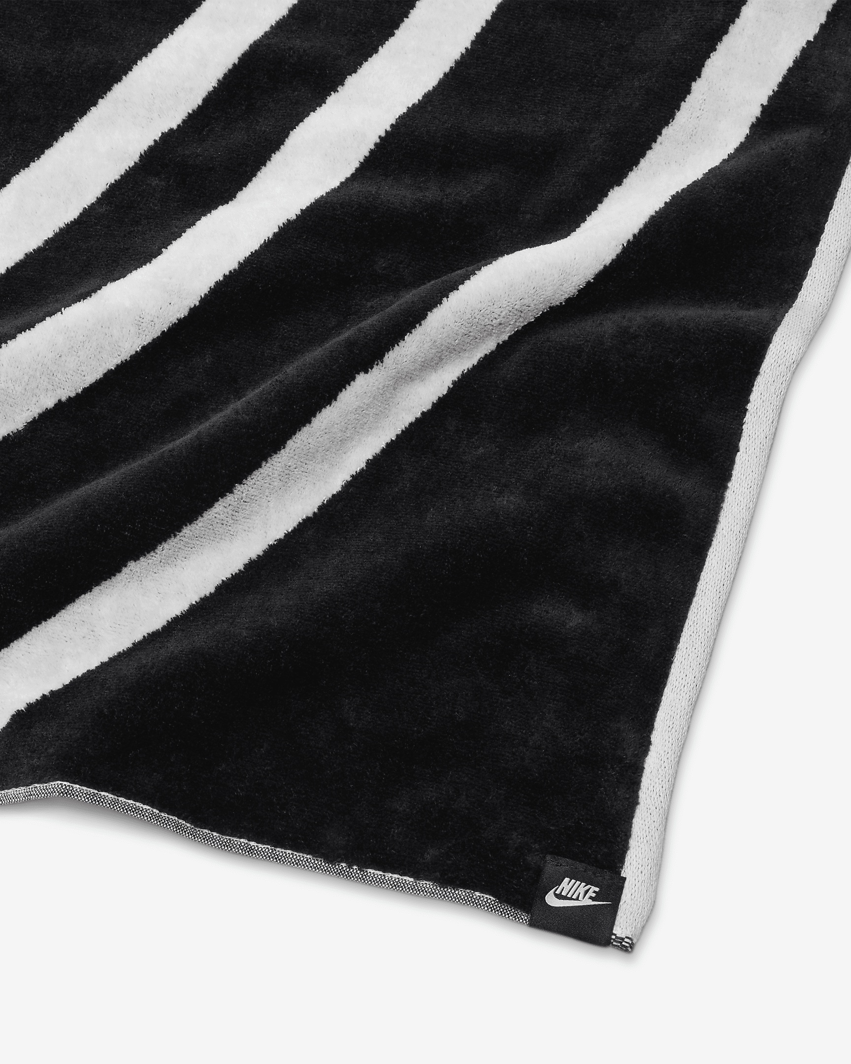 Nike Oversized Beach Towel - 2