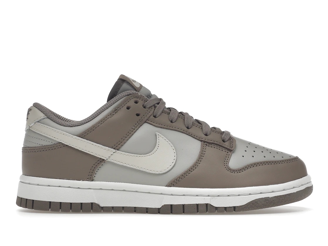 Nike Dunk Low Bone Beige (W) - 1