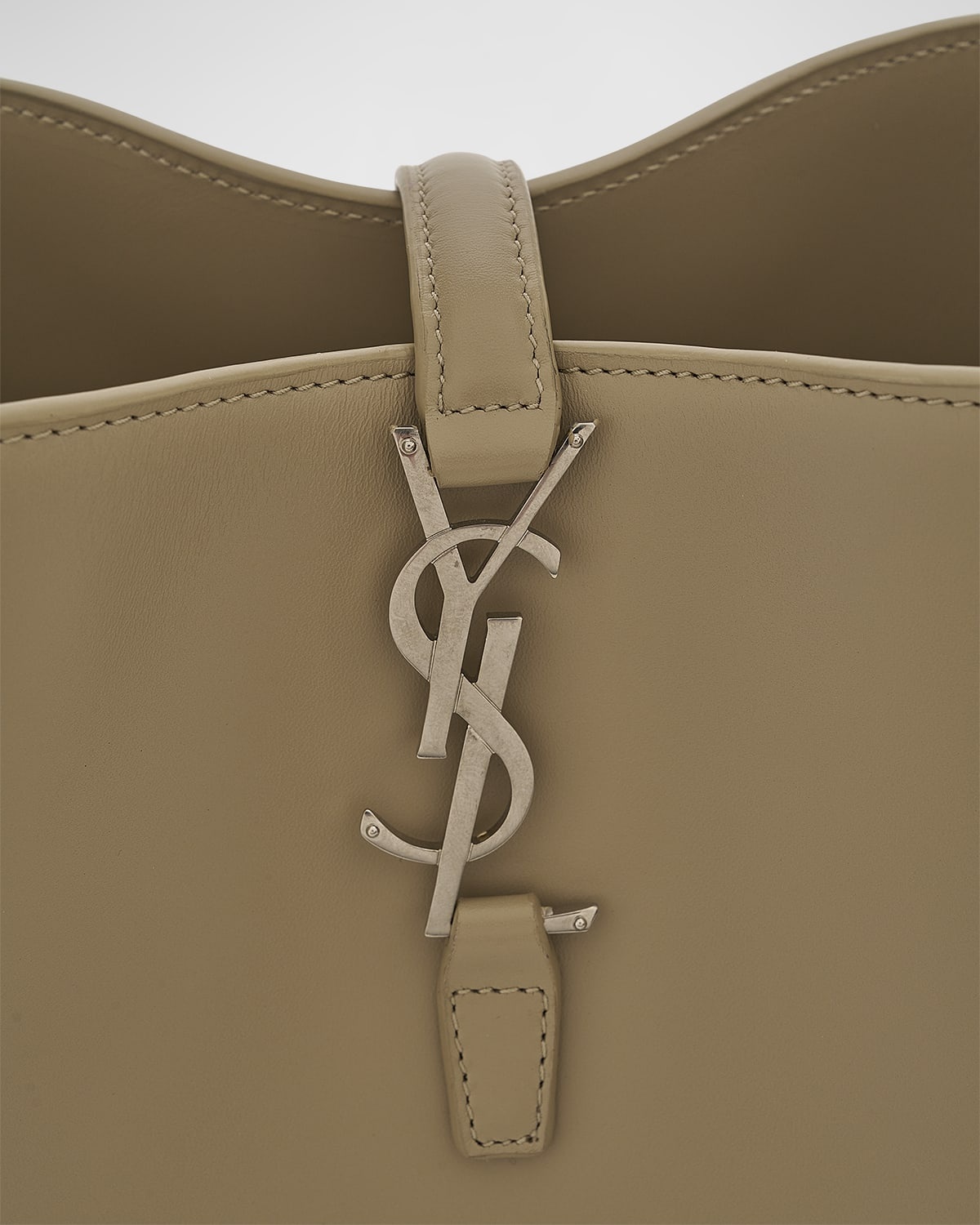 Le 37 Small YSL Bucket Bag in Spazzolato Leather - 7