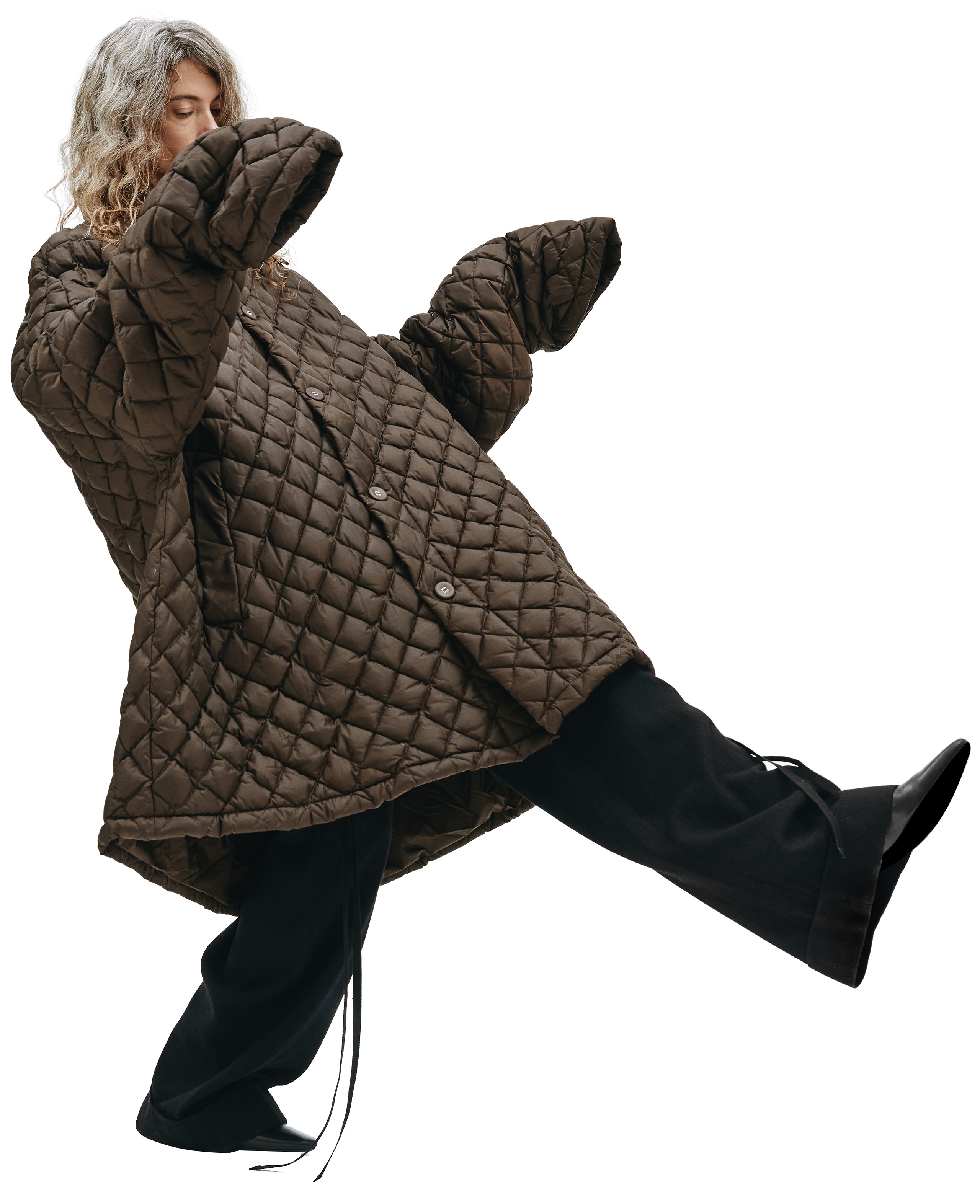 OVERSIZED QUILTED JACKET IN BROWN - 2