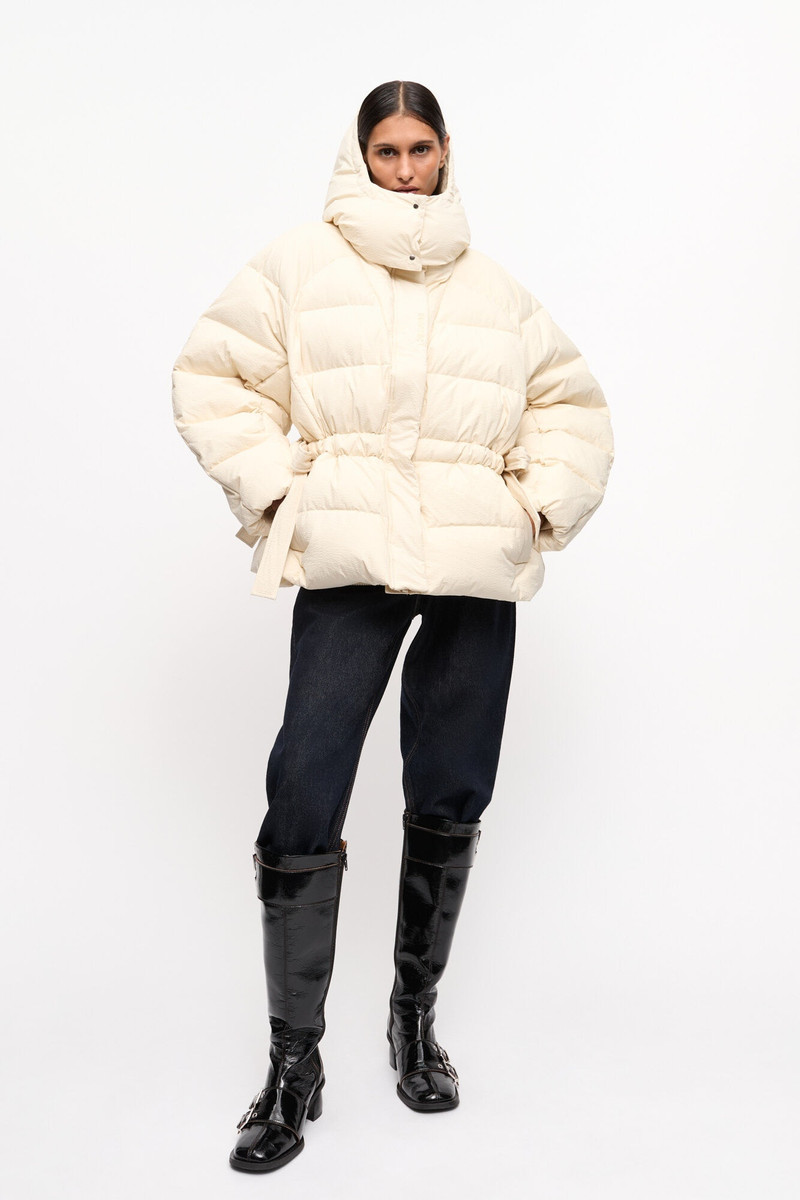 GANNI WHITE TECH OVERSIZED PUFFER JACKET outlook