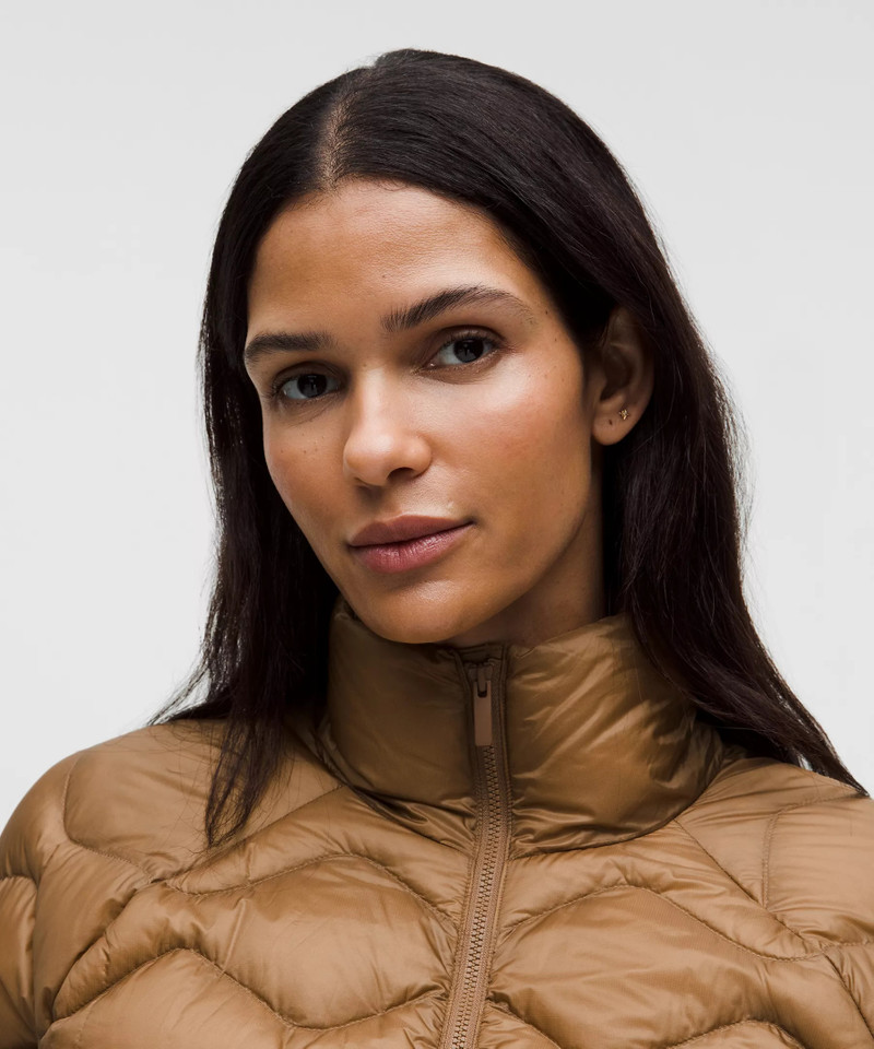 Featherweight 900-Down-Fill Quilted Jacket 4