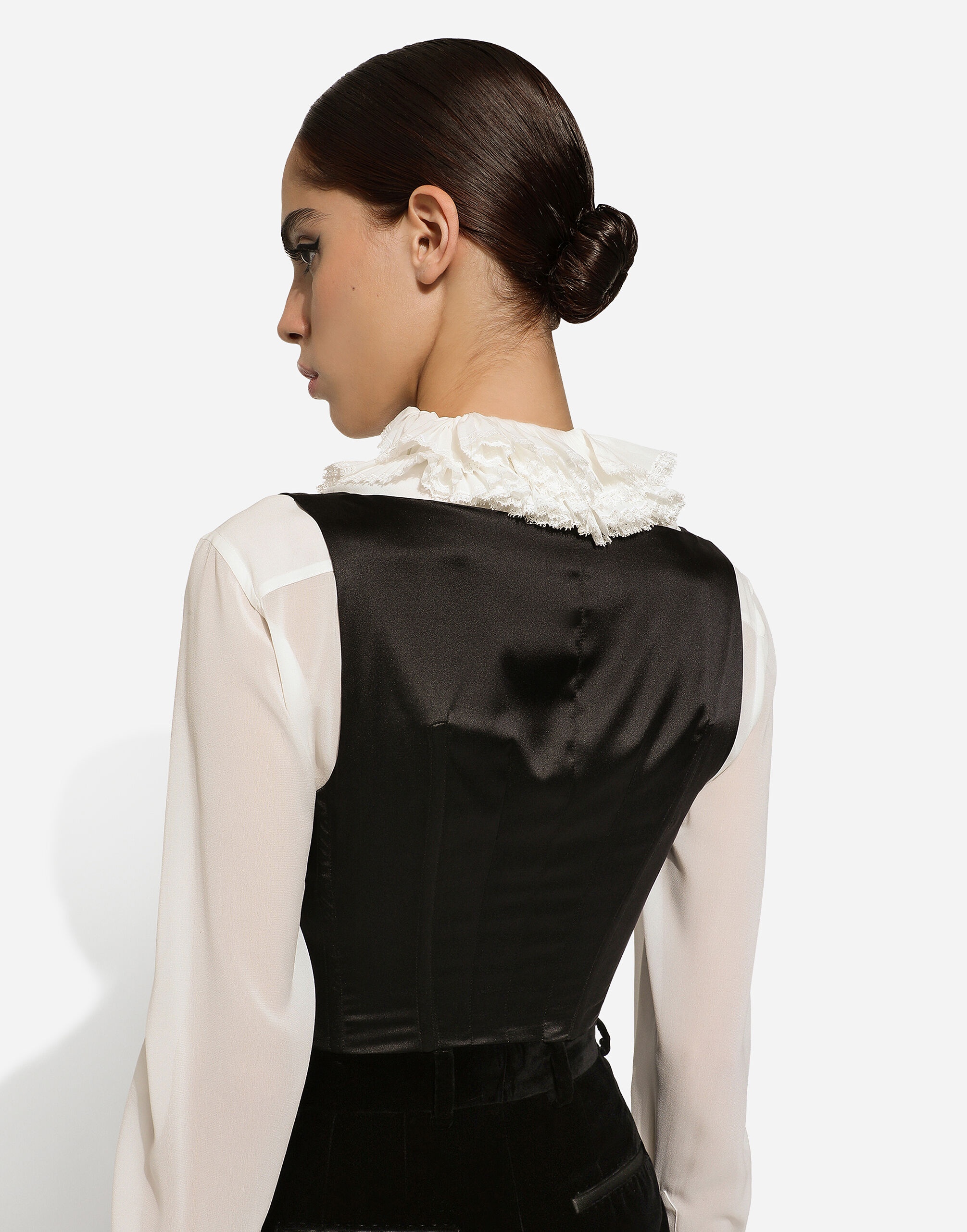 Double-breasted wool waistcoat with round neck - 6