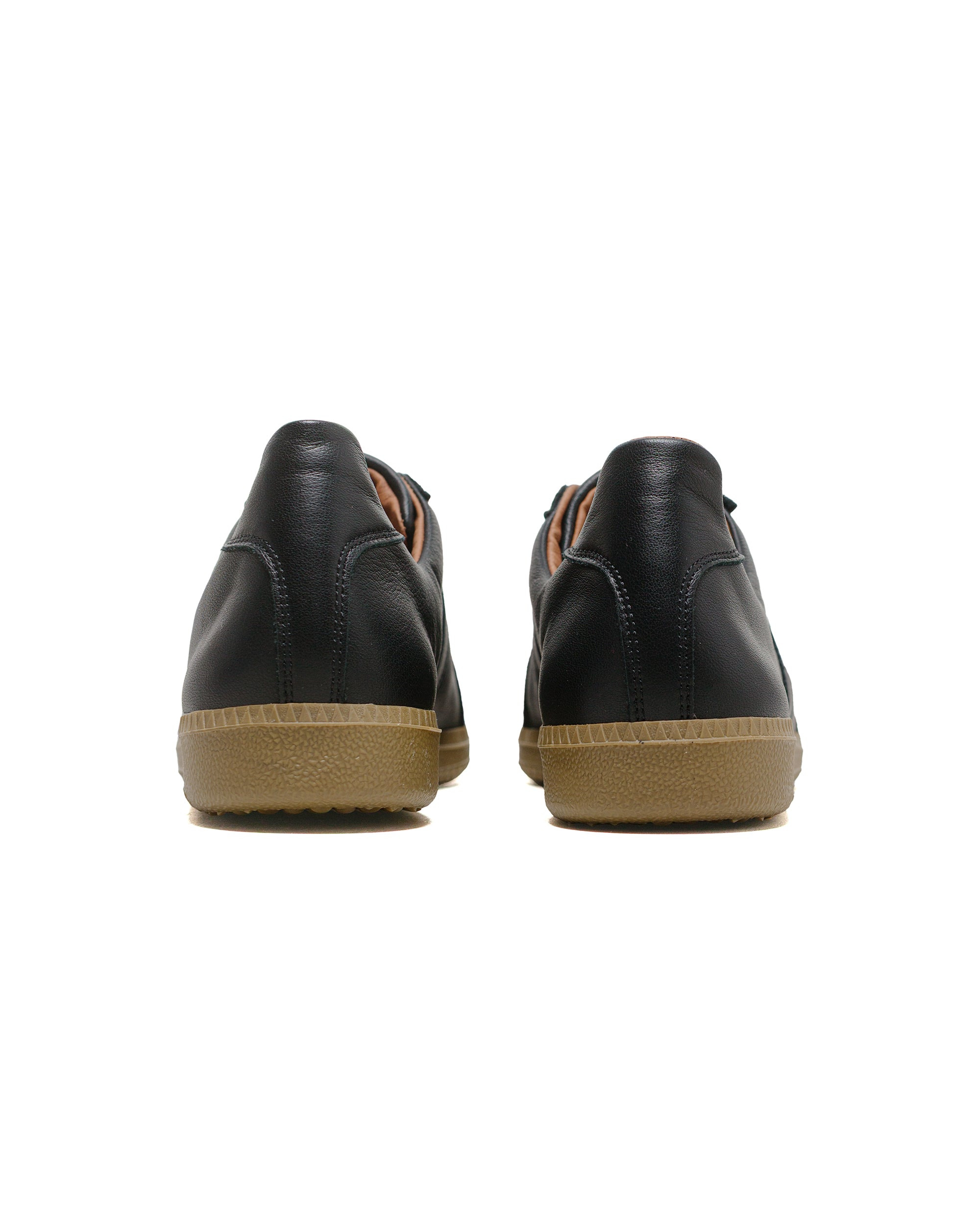 German Military Trainer 1700L Black - 4