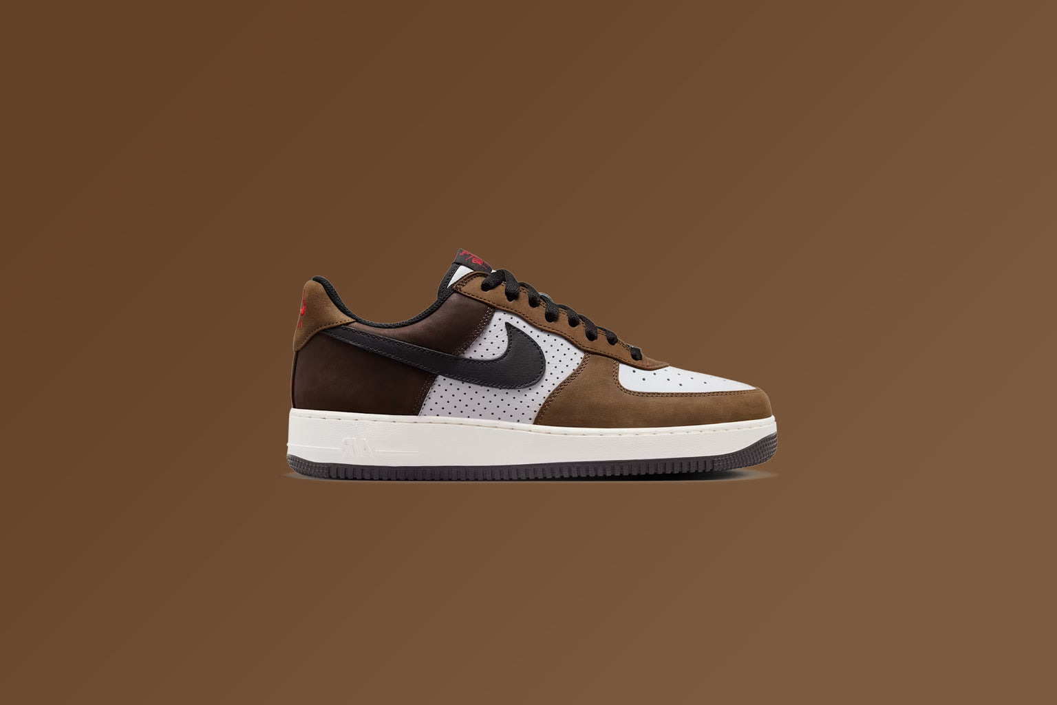 AIR FORCE 1 LOW RETRO 'ESCAPE' - WHITE/BAROQUE BROWN/BLACK - 5
