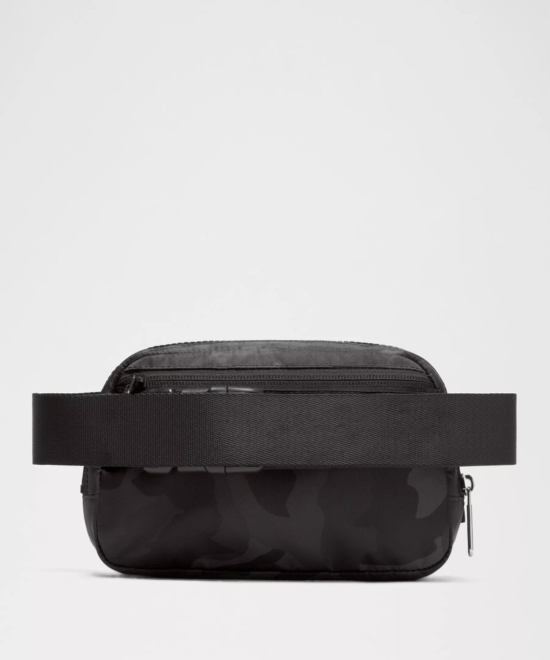 Everywhere Belt Bag 1L 3