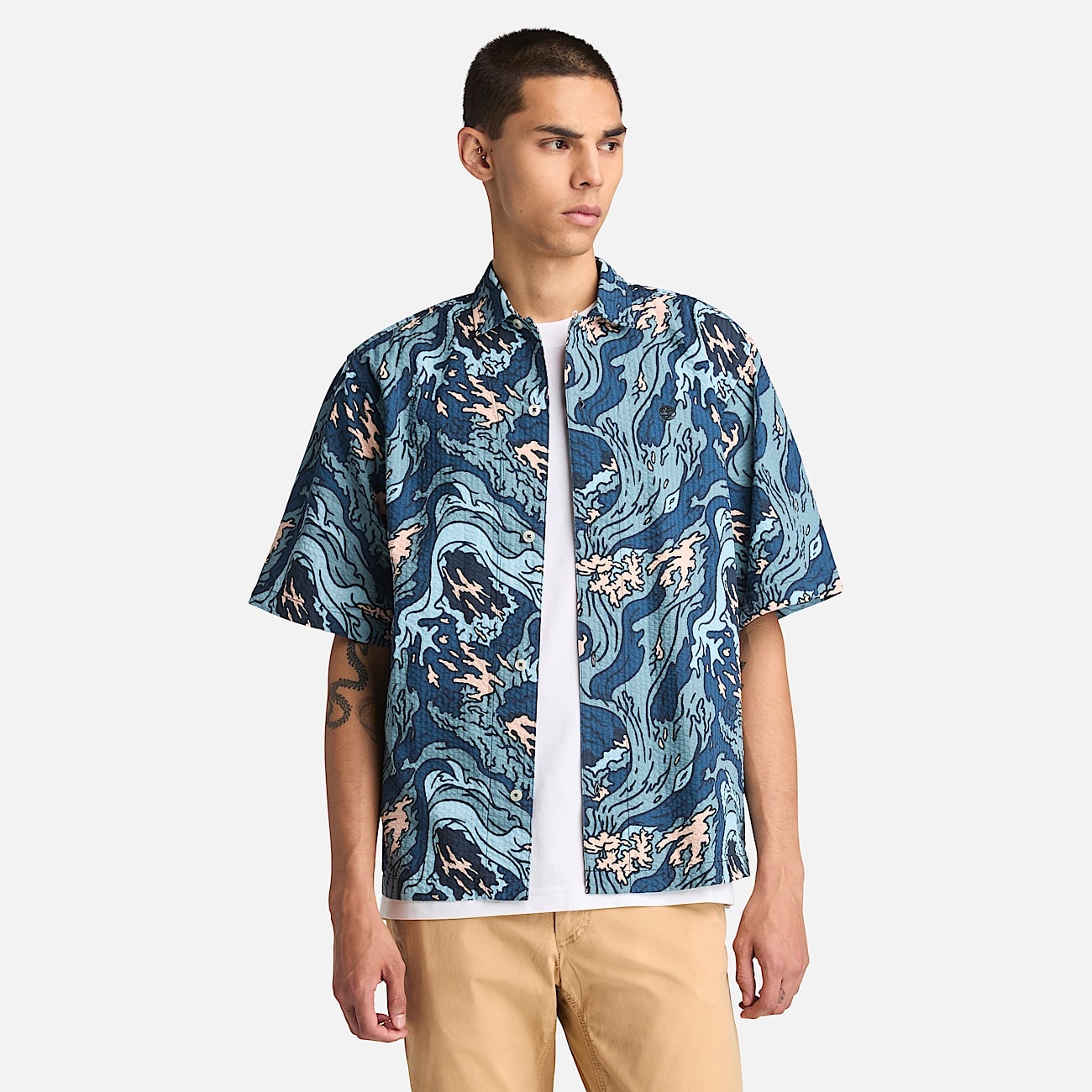 Men's Seersucker Graphic Resort Shirt - 2