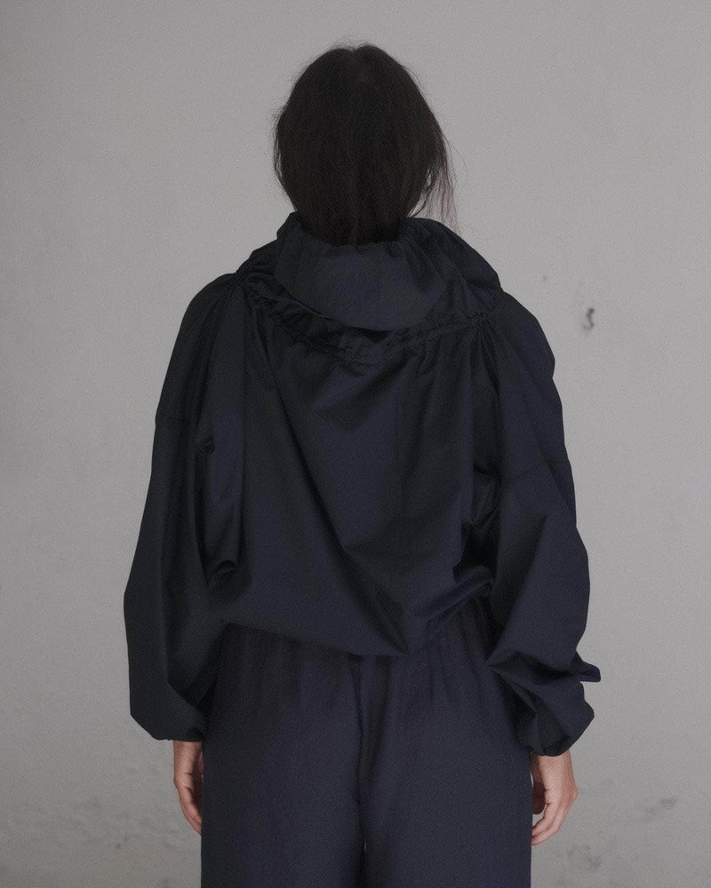BASERANGE Point Top - Organic Cotton Poplin outlook