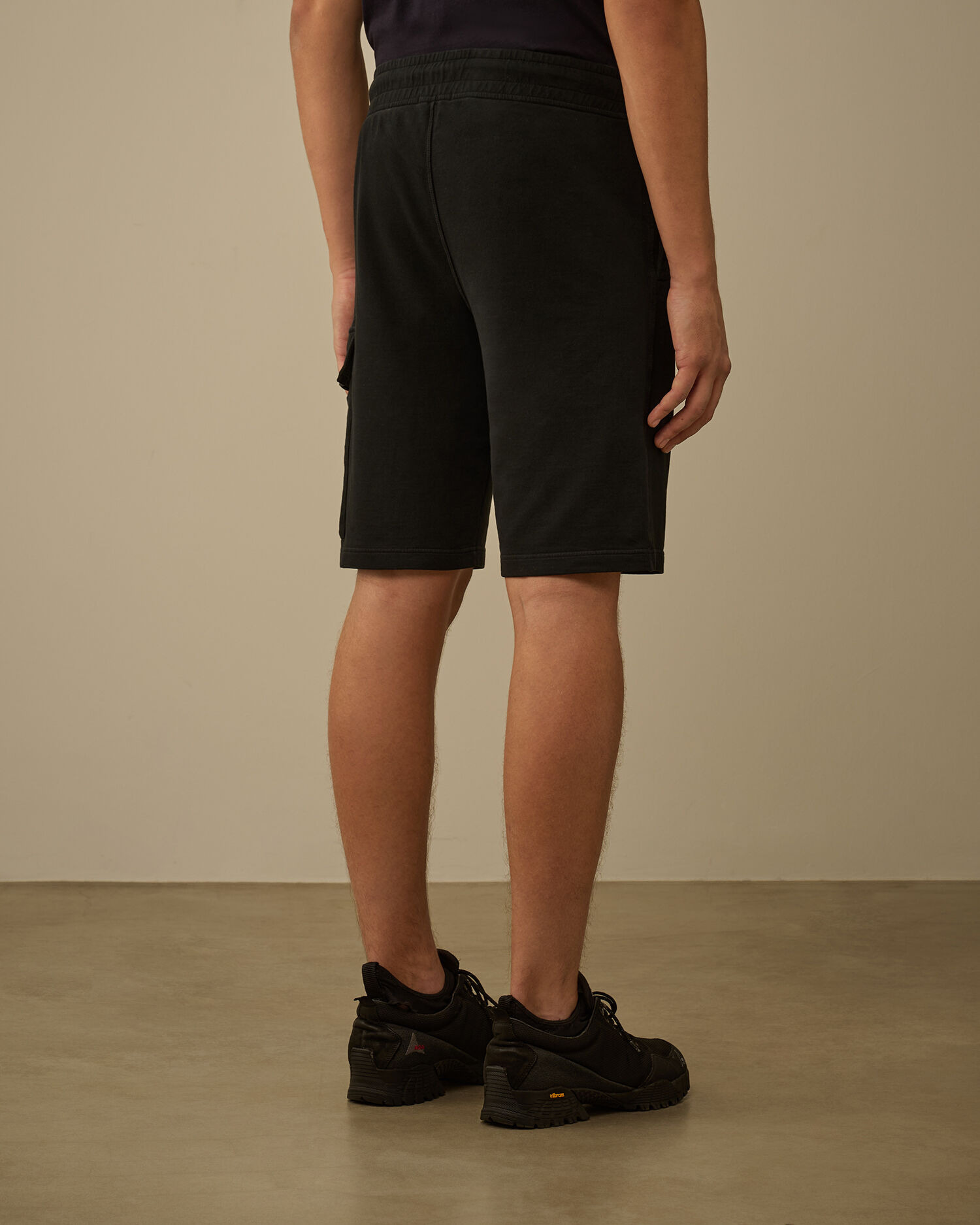 Light Fleece Lens Shorts - 4