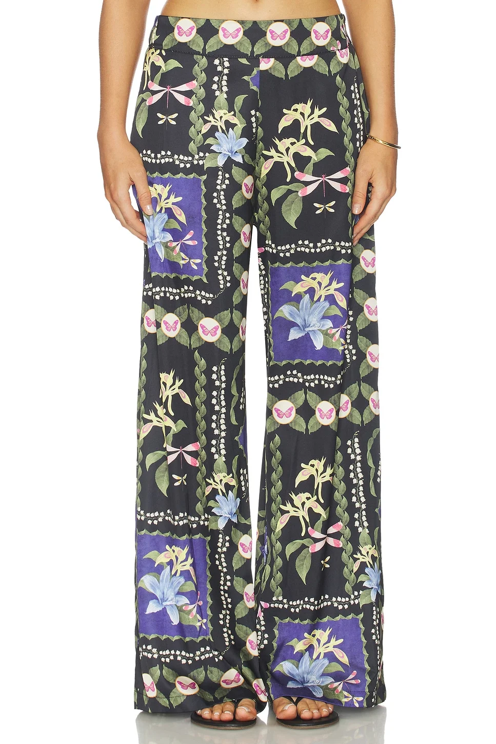 Izzie Pant - 1