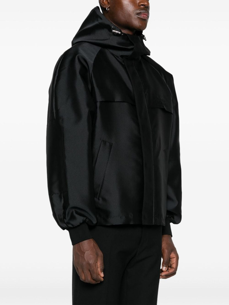 embroidered-logo jacket 3