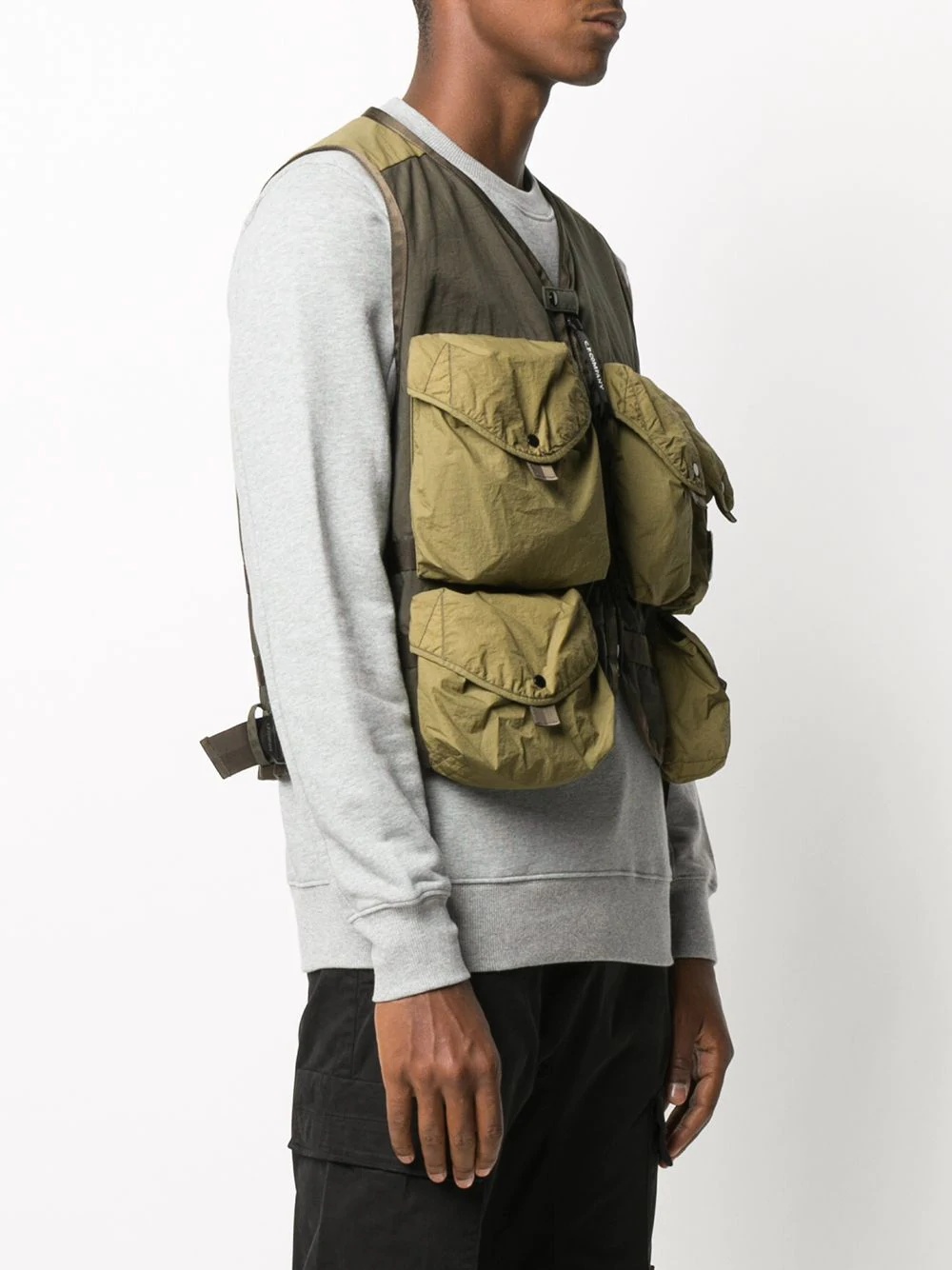 cargo-pocket vest - 3