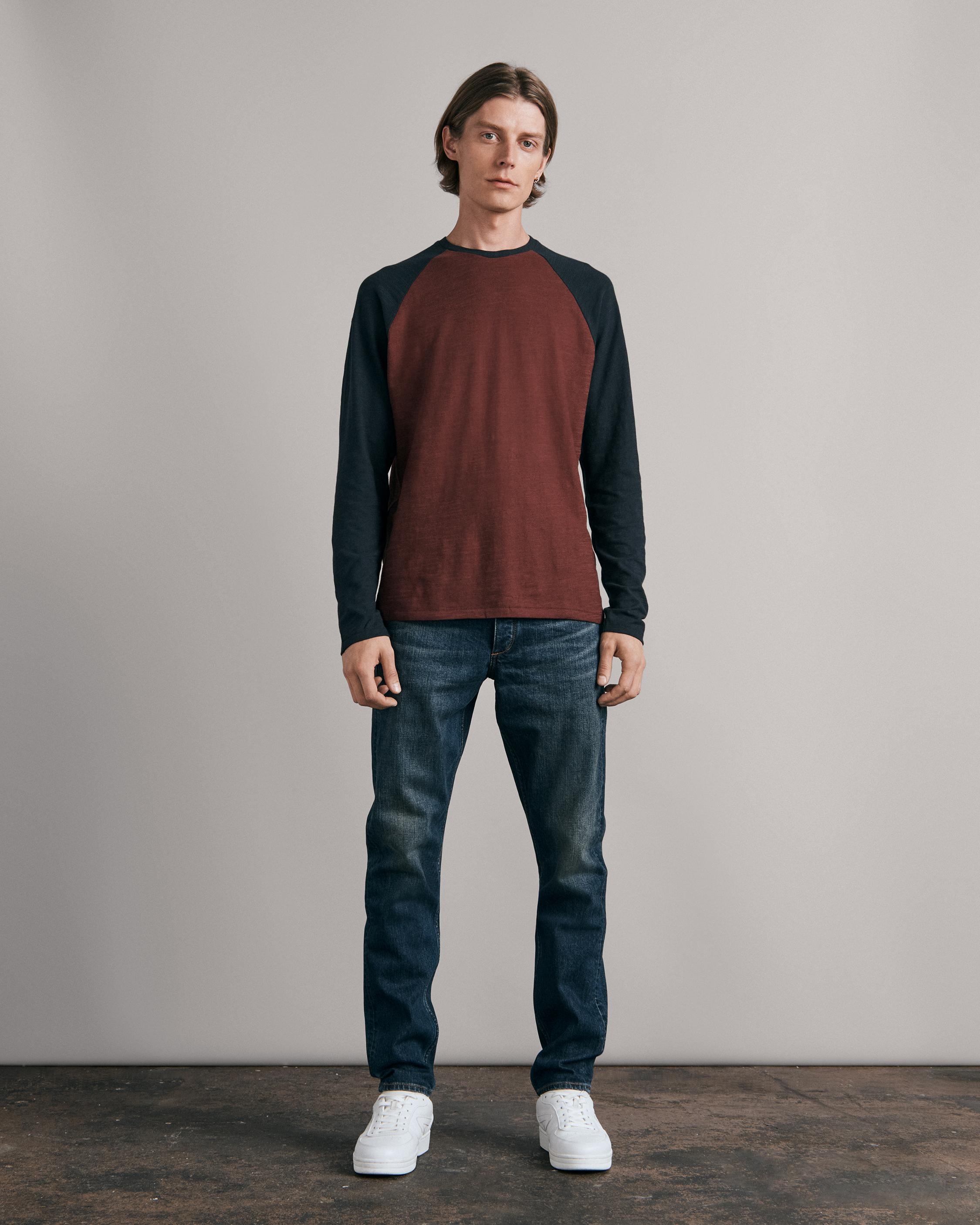 Fit 2 - Beldon
Slim Fit Dark Indigo Authentic Stretch Jean - 2