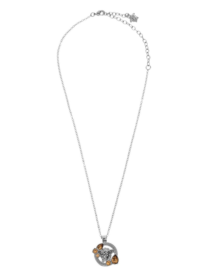 Medusa-pendant necklace 1