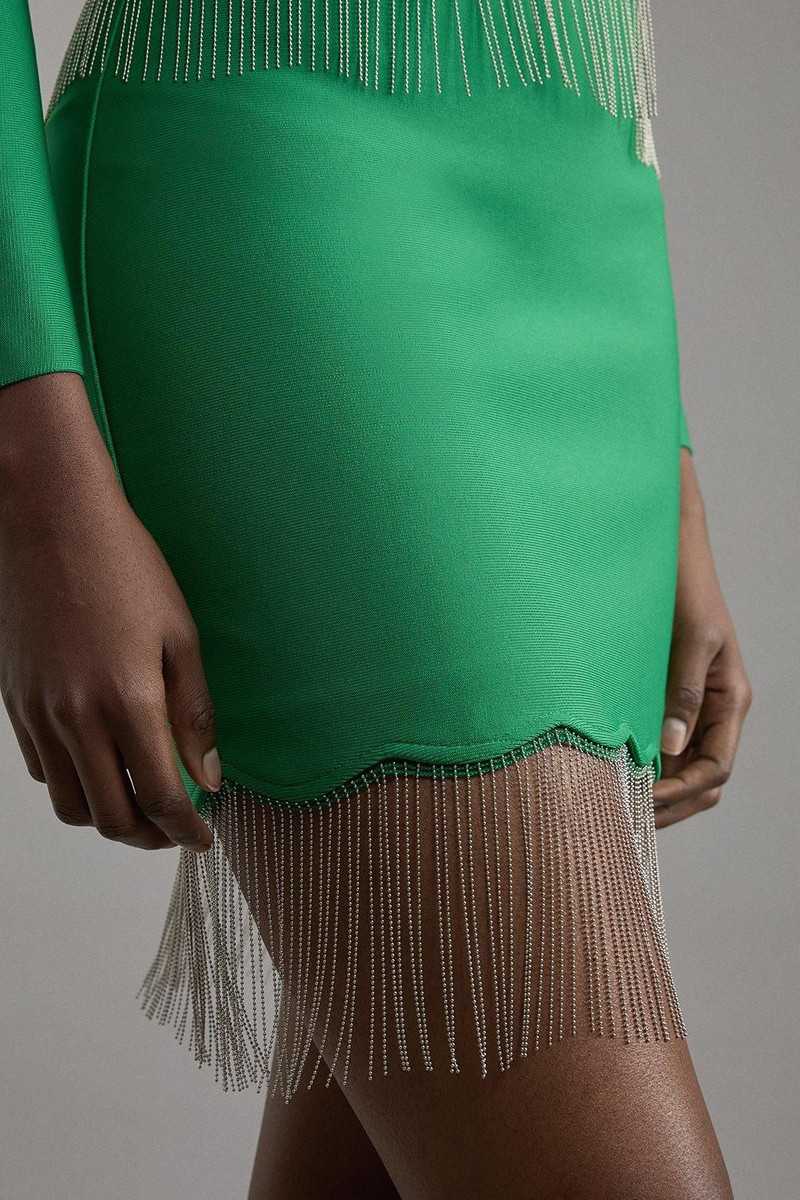 Figure Form Bandage Knit Scallop Tassel Skirt 3