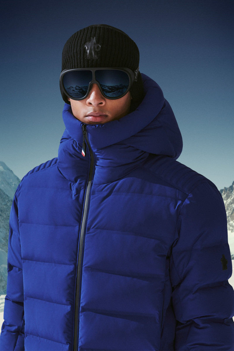Moncler Rib-Knit Neck Warmer outlook