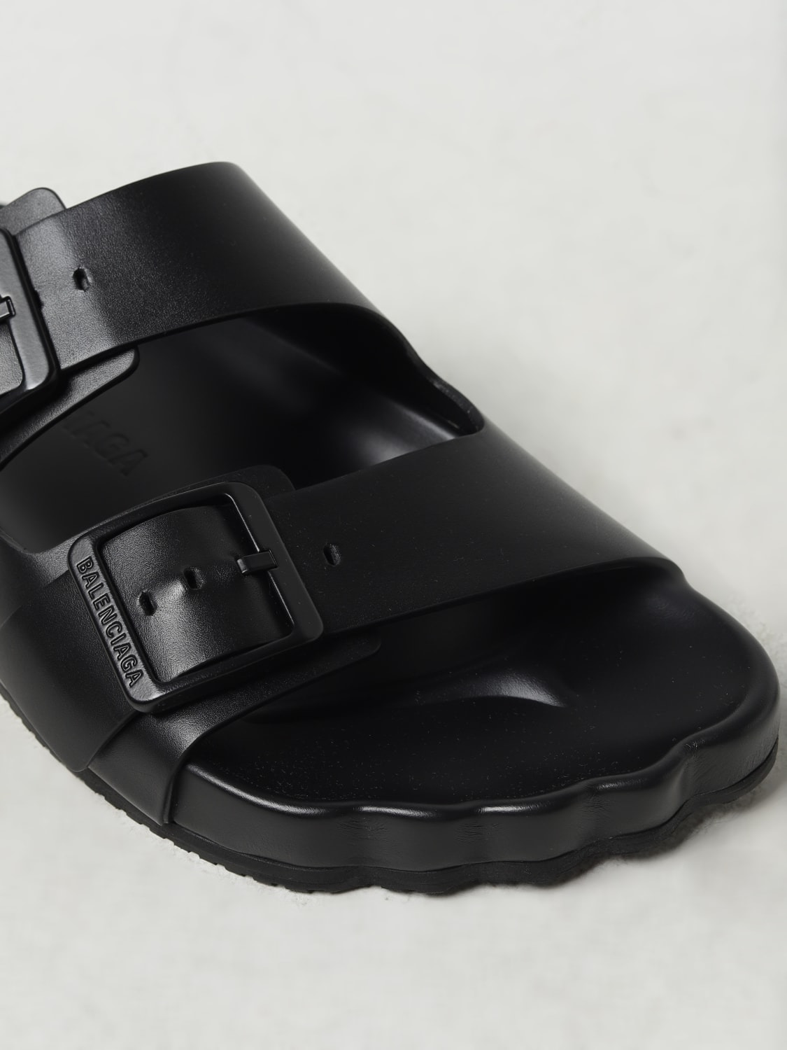 Balenciaga women's flat sandals - 4