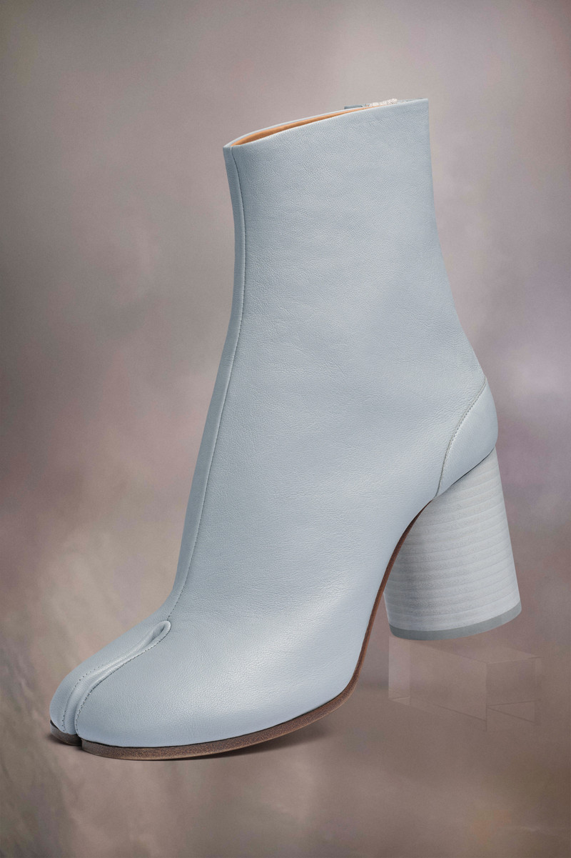 Tabi ankle boots 1
