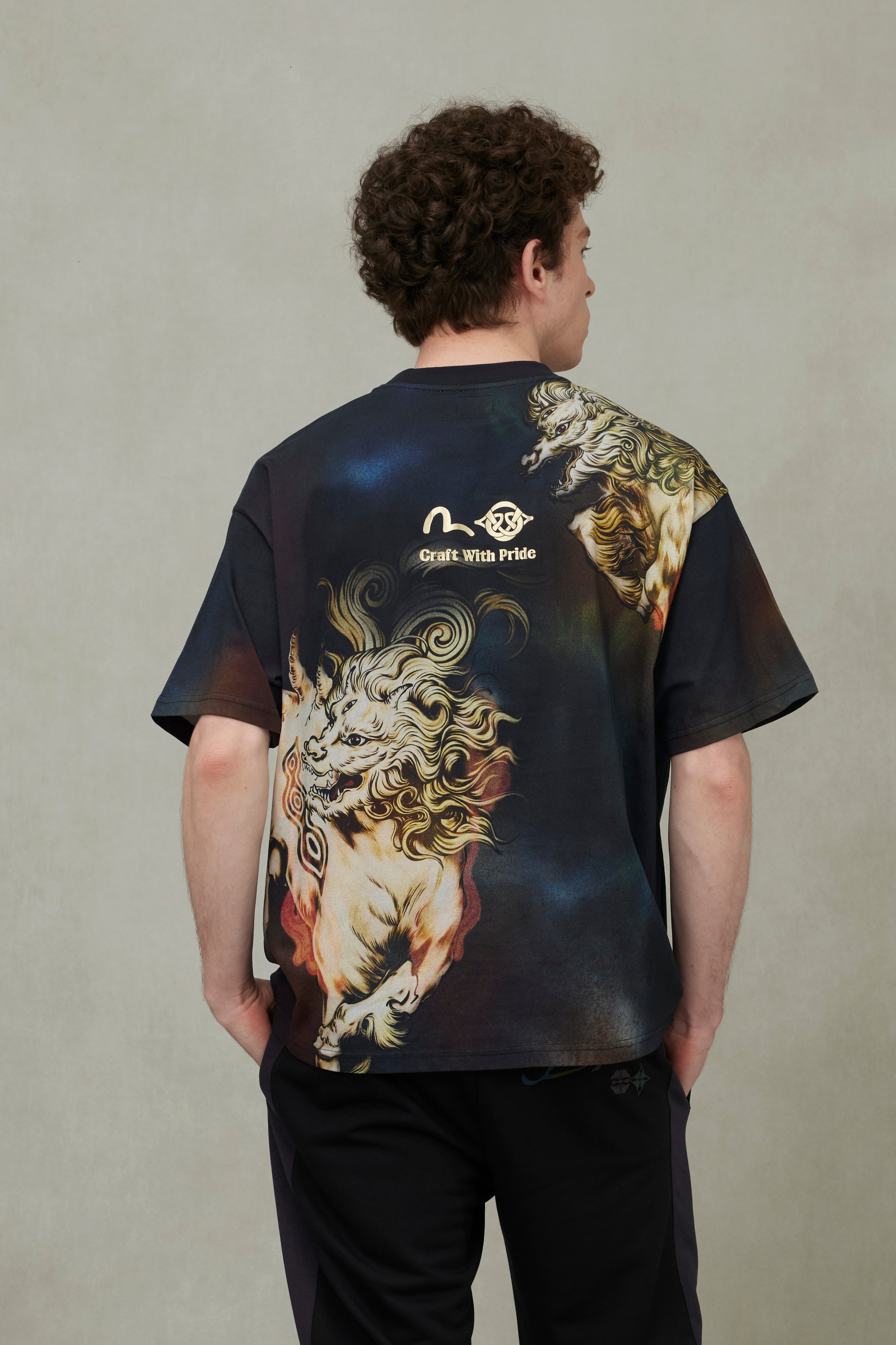 Hakutaku Print Loose Fit T-Shirt - 4