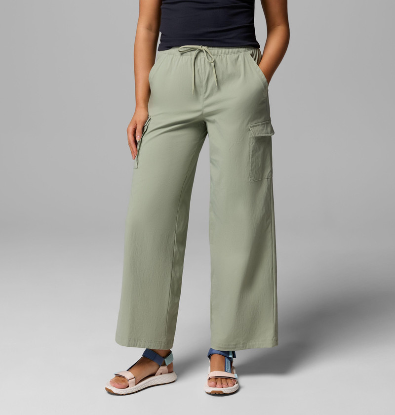 Women's Chill Creek Cargo Pants 1