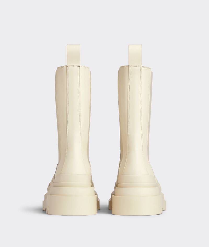 Bottega Veneta tire chelsea boot outlook