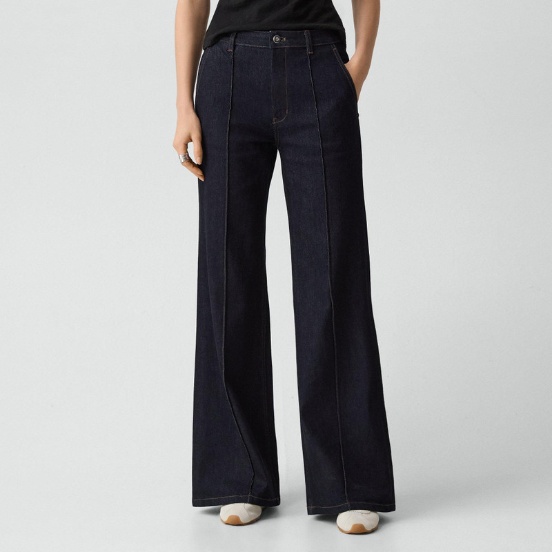 Fluid Flare Jean in Essential Denim 5