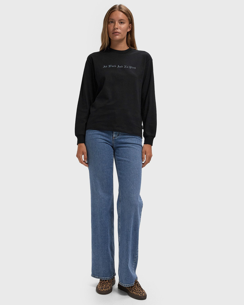 WMNS L/S No Play Tee 3