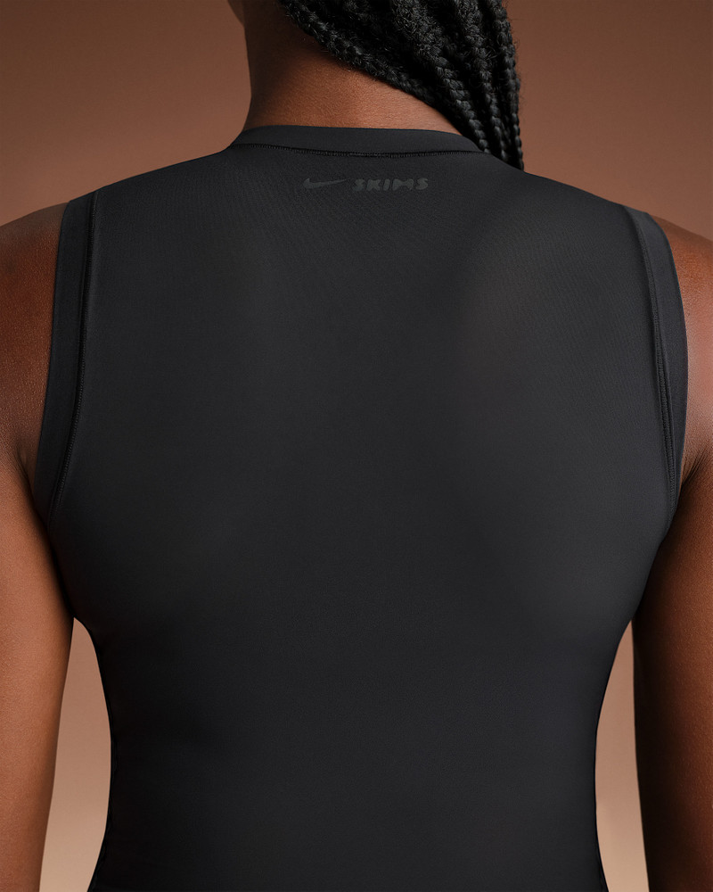 NikeSKIMS Weightless Layers Women's Sleeveless Top 6