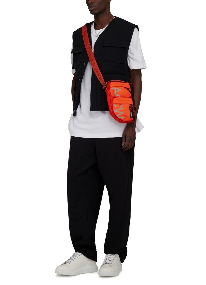 Wave tag padded vest 6