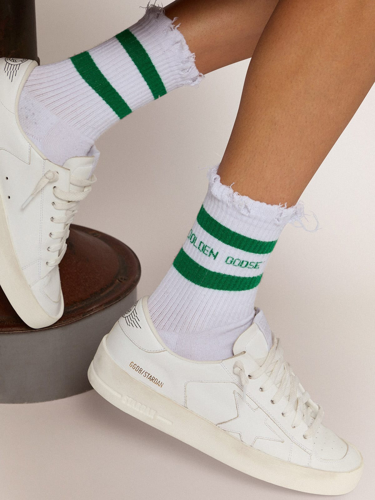 Cotton socks with distressed finishes, green stripes and logo - 3