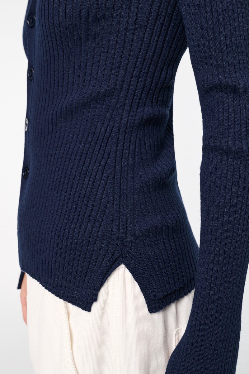 ESSENTIAL EASE cardigan 6