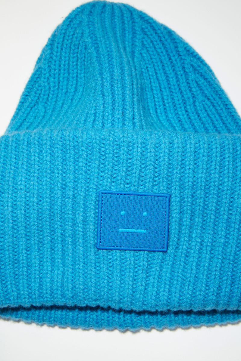 Large face logo beanie - Sapphire blue 4