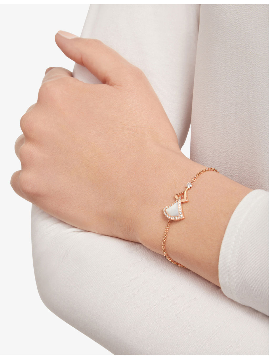 Divas Dream 18ct rose-gold, 0.31ct brilliant-cut diamond and mother-of-pearl charm bracelet - 3