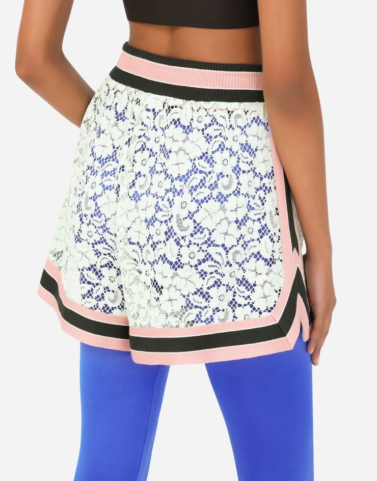 Lace shorts with contrasting trims - 5