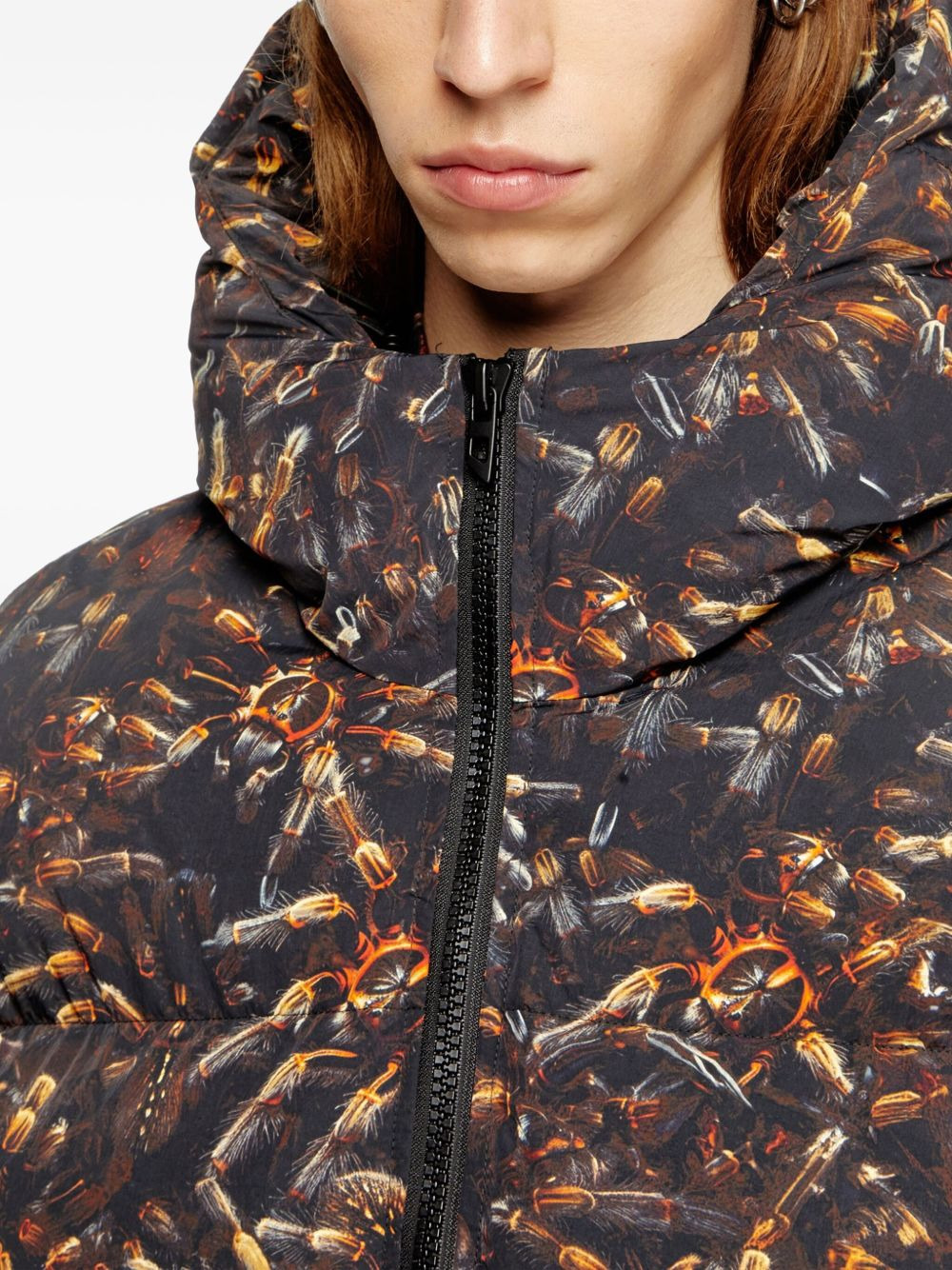 tarantulas-print hooded padded jacket - 5